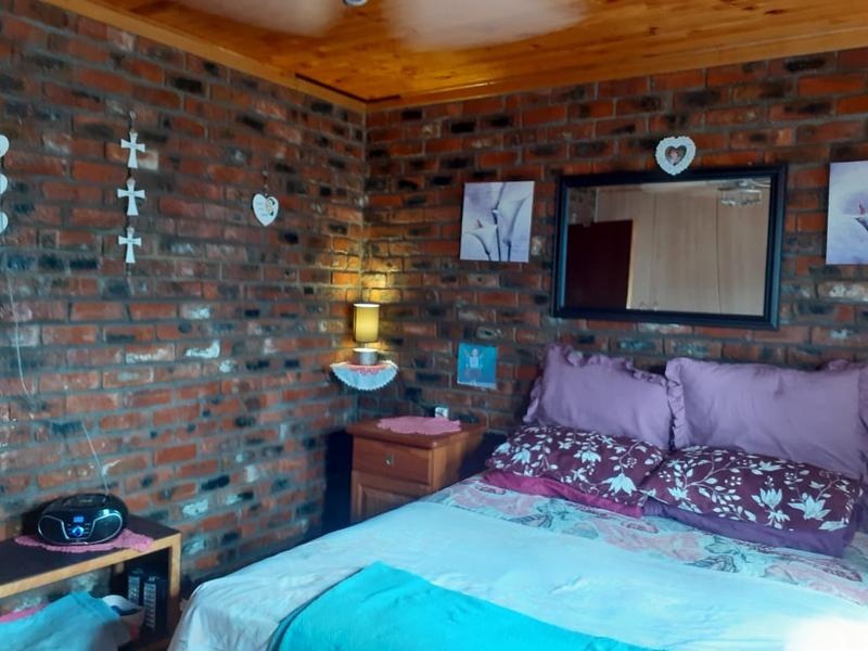 2 Bedroom Property for Sale in Albertinia Western Cape